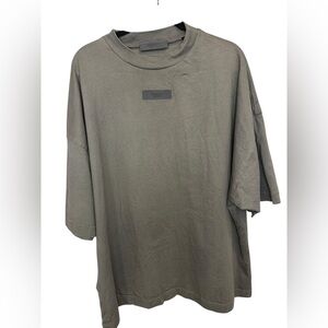 Essentials Fear of God Men’s Short Sleeve crew neck size XL—dark olive green.